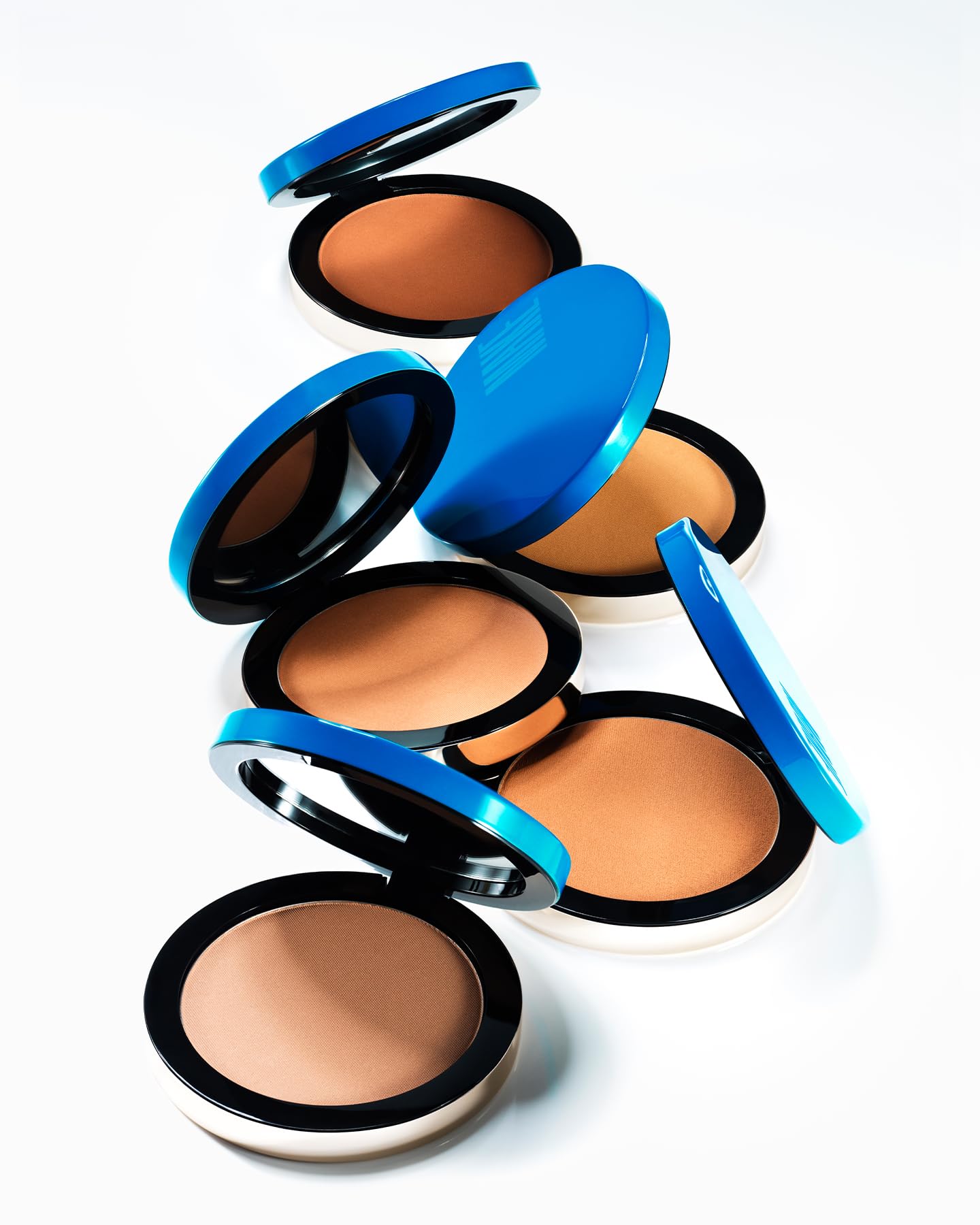 MAKE Beauty Skin Mimetic Microsuede Bronzer Powder - Matte Bronzing Powder Contour, Buildable Formula, Non Comedogenic, Long Lasting Color. Shade - Equinox for Medium to Deep Skin MAKE Au supplements