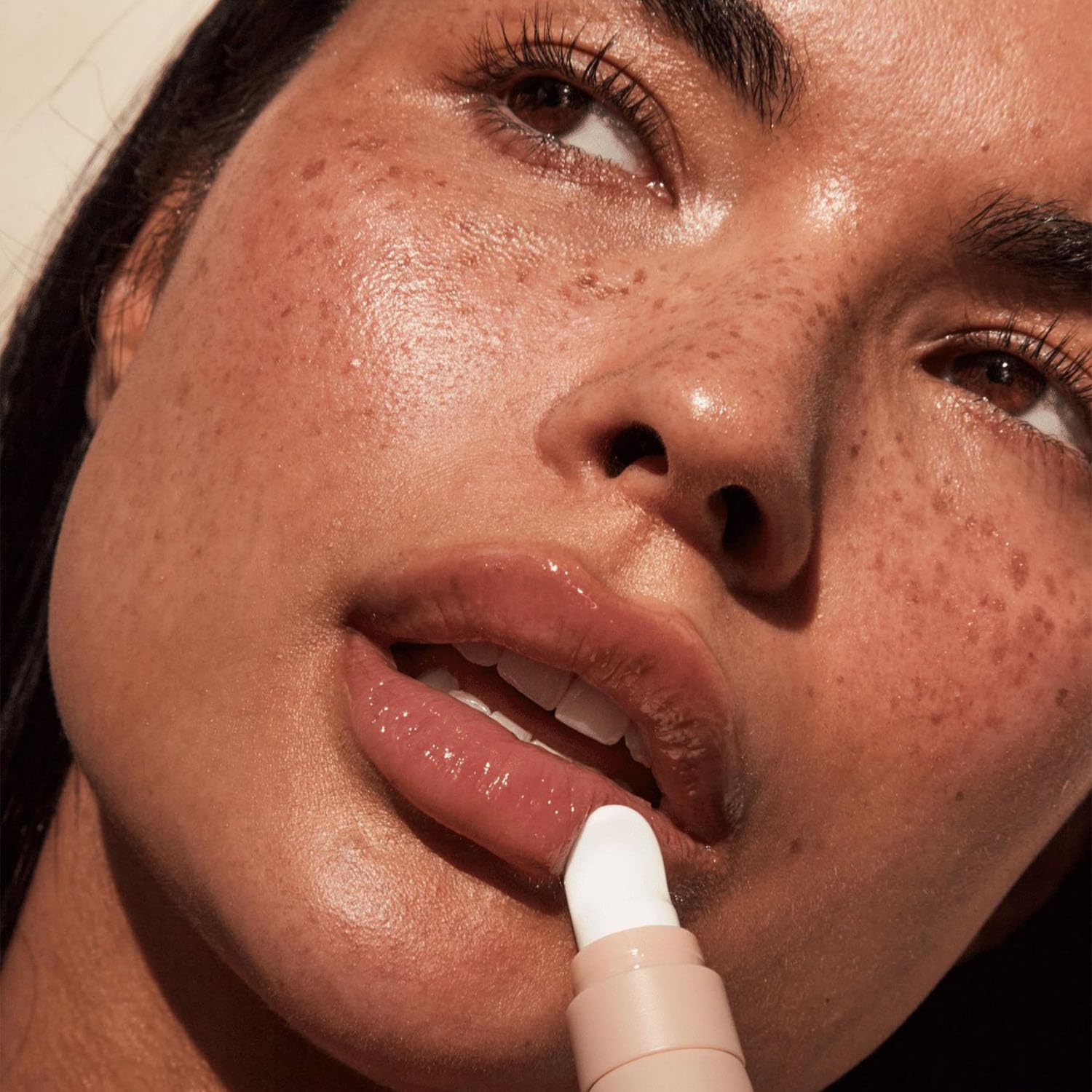 '+ Lux Unfiltered N°15 Cold Plunge Soothing Lip Serum - Hydrating Lip Balm - Hyaluronic Acid, Squalane & Shea Butter - Cooling Touch Applicator - Fragrance Free, Petroleum Free, Vegan '+ Lux Unfiltered Au supplements